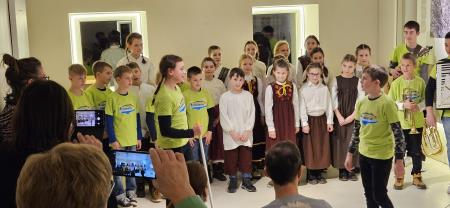 Folklorna skupina in godci OŠ Podgora Kuteževo (2)